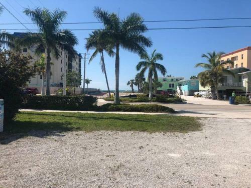 Apartamento 3 Beach Access, Close To Time's Square, On Water