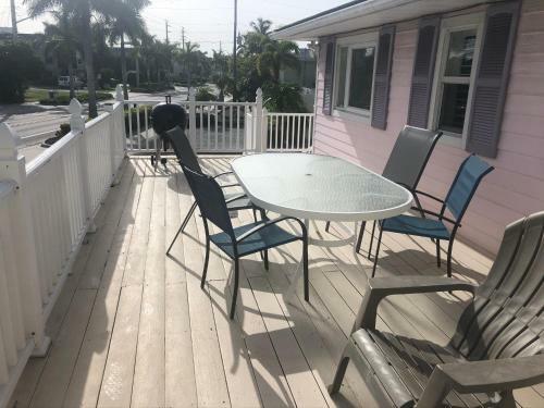 Upper Villa - Sunset Cottage At The Beach