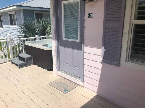 Upper Villa - Sunset Cottage At The Beach