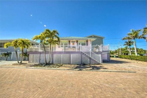 Upper Villa - Sunset Cottage At The Beach