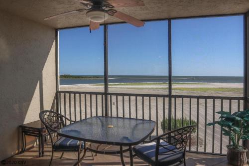 Carlos Pointe 413 By Kathy Nesbit Vacations