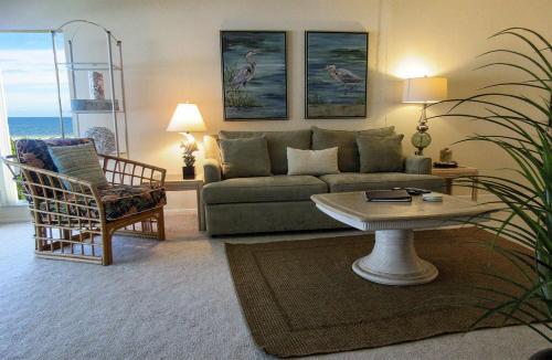 Sand Caper 407 By Kathy Nesbit Vacations