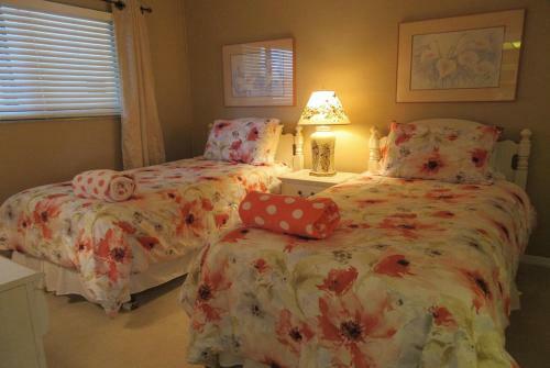 Carlos Pointe 512 By Kathy Nesbit Vacations