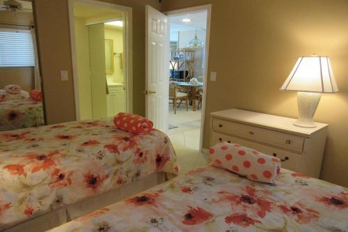 Carlos Pointe 512 By Kathy Nesbit Vacations