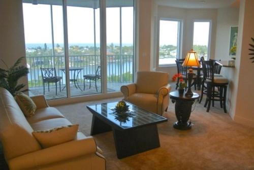 Apartamento Monthly Snowbirds Welcome! Condo