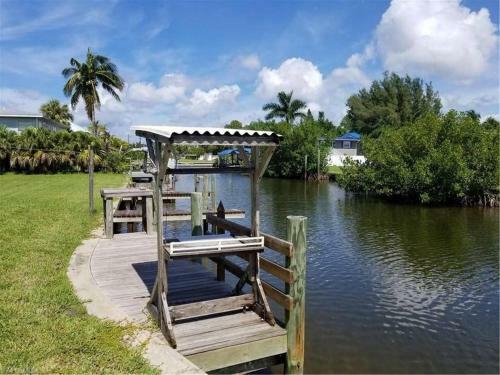 Apartamento 1 Beach Access, Close To Time's Square, On Water