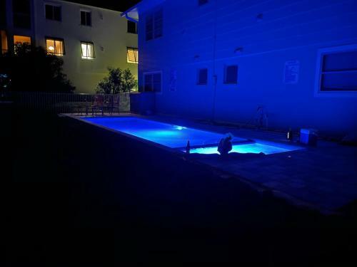 Apartamento 2 Beach Access, Close To Time's Square, On Water