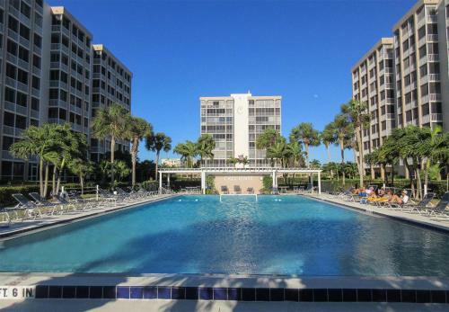 Creciente 213n By Kathy Nesbit Vacations