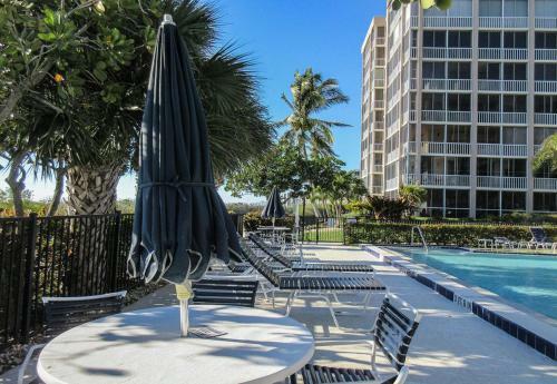 Creciente 213n By Kathy Nesbit Vacations