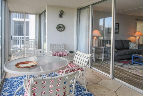Creciente 213n By Kathy Nesbit Vacations
