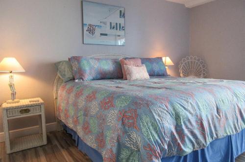 Creciente 213n By Kathy Nesbit Vacations