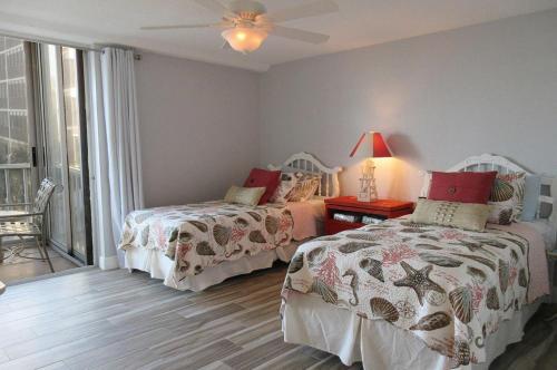 Creciente 213n By Kathy Nesbit Vacations
