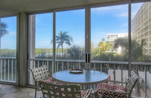 Creciente 213n By Kathy Nesbit Vacations