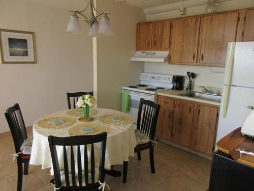 Estero Beach & Tennis 701a By Kathy Nesbit Vacations
