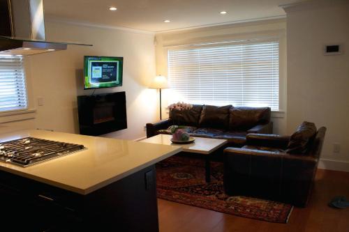 Apartamentos Kitsilano Home 2 Home