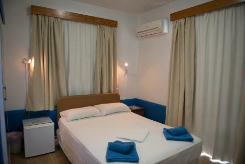 Le Village Hotel