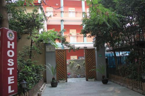 Beehome International Youth Hostel(lujiazui)
