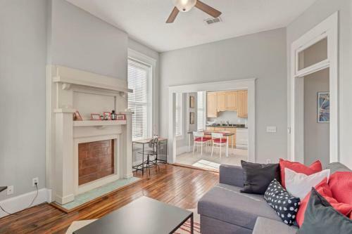 Apartamento Bright & Spacious Apt - Very Pet Friendly!
