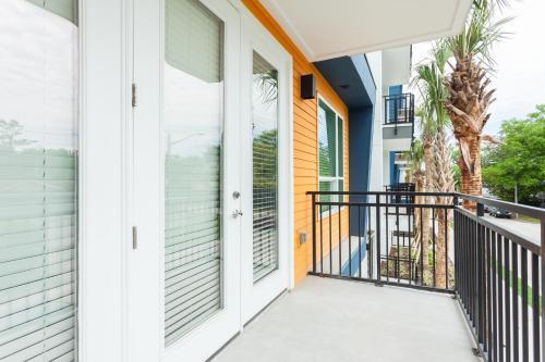 Stay Gia Modern 2 Bedroom Apartment At The Exchange
