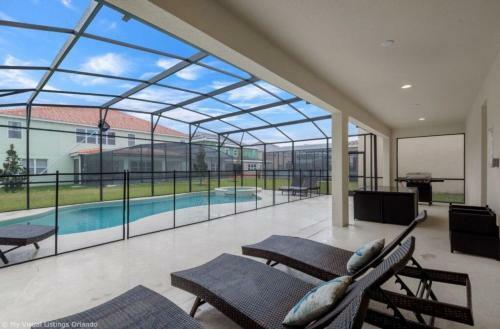 New Resort Homes Close By Accommodate 24 People