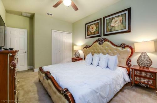 New Resort Homes Close By Accommodate 24 People