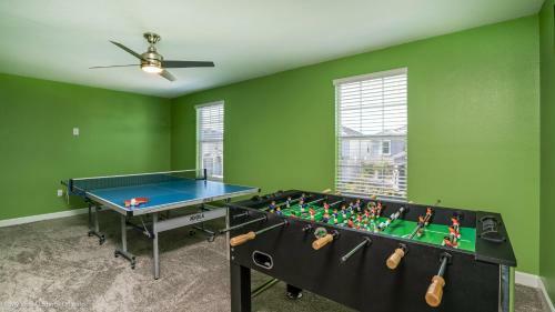 Villa Disney-champions Gate Resorts 8br/5baths/pool/spa