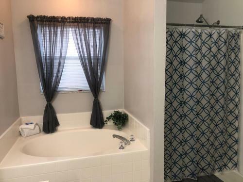 Pool Home 15 Minutes From Disney