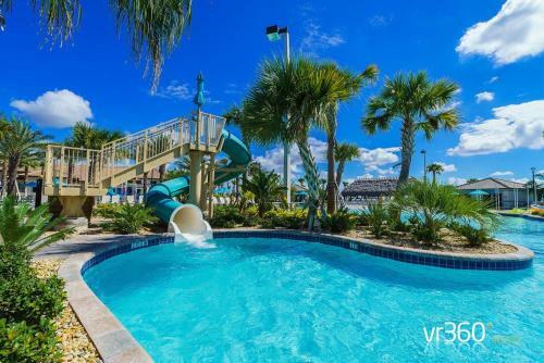 5 Bed Pool With Overflowing Spa In Champions Gate! Villa