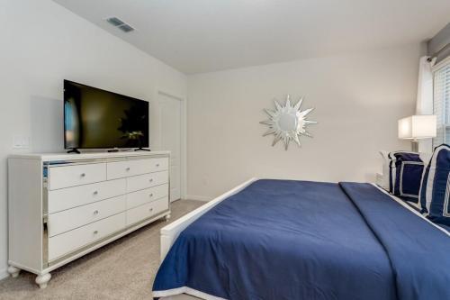 South Facing Pool Spa, Game Room Home Is Loaded! Villa