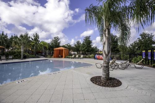 6 Br Solterra Resort, Lazy River And Private South Facing Pool!