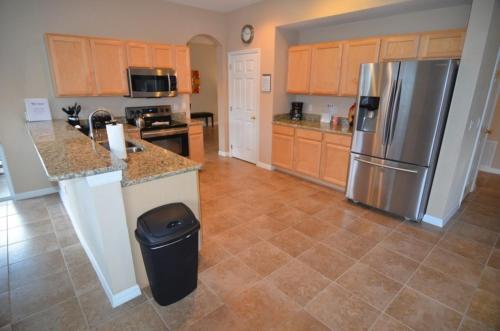 Backyard Pool Haven - 4 Bdm Villa With Pool Spa Villa