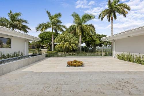 Luxury 4 Bedroom Villa With Pool In Hollywood Beach