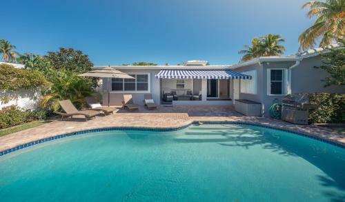 Cozy 4bdr 2 Bath Private Home With Heated Pool