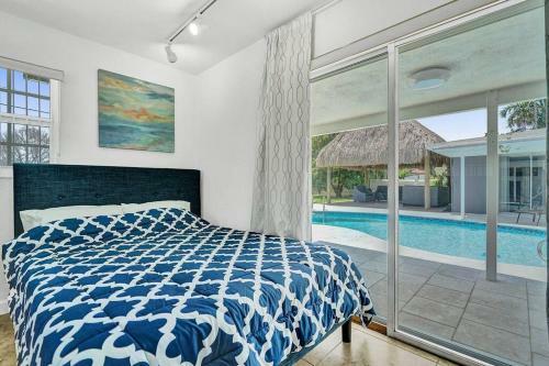 Garden Home In Heaven Sunny Pool Tiki Hut