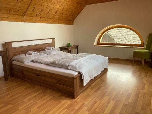 Hostal Ubytov�n� Bo?e?ovice