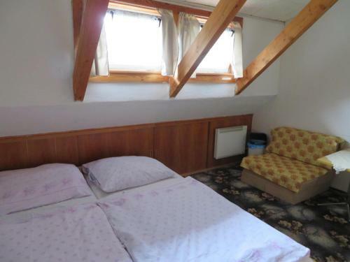 Hostal Chata V Borkach