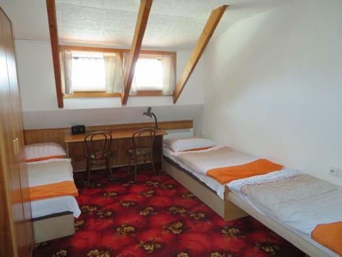 Hostal Chata V Borkach