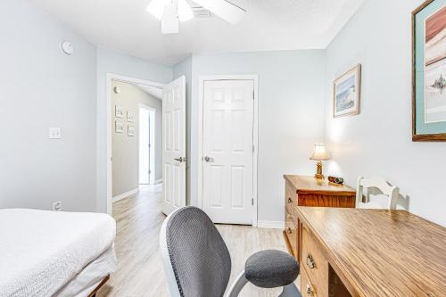 5 Bed 2 Bath Vacation Home In Destin