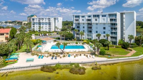 Apartamento Dolphin Point 701a Condo