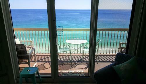 Apartamento Pelican Beach Resort Rentals