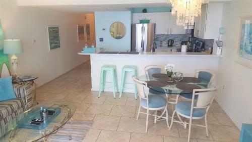 Apartamento Pelican Beach Resort Rentals