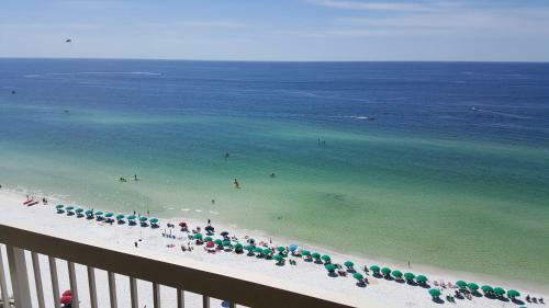 Apartamento Pelican Beach Resort Rentals
