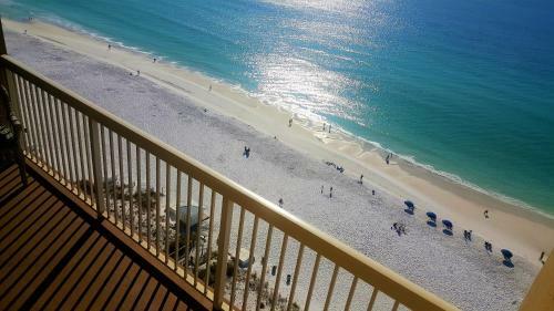 Apartamento Pelican Beach Resort Rentals
