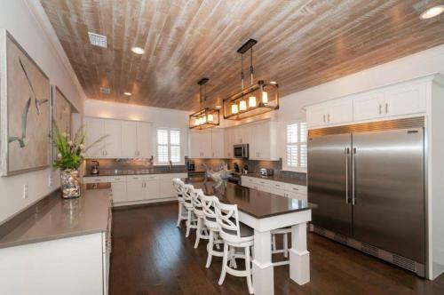 Sunshine Retreat By Destin Getaways