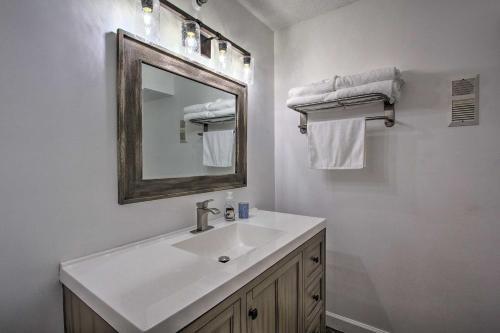 Apartamento Airy Destin Condo With Pool - Walk To Private Beach!