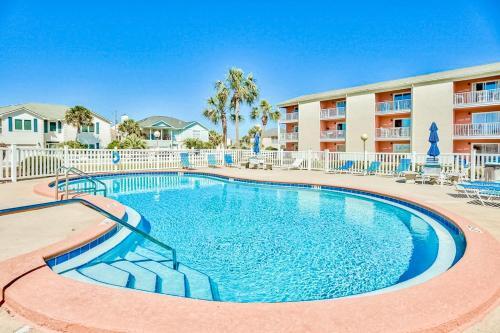 Tradewinds Condos