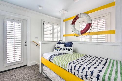 Grand Destin Getaway - Walk A Block To The Beach!