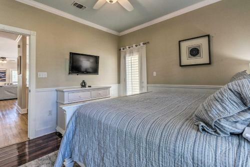 Grand Destin Getaway - Walk A Block To The Beach!