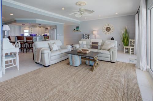 Beach House VI