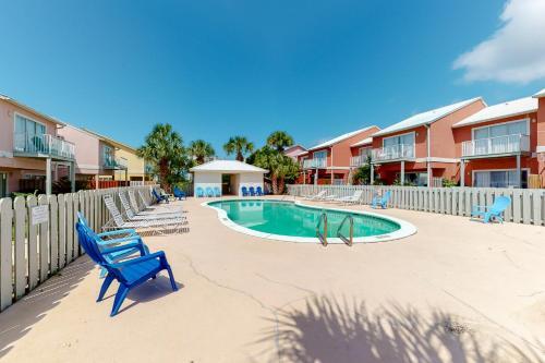 Gulf Walk 205